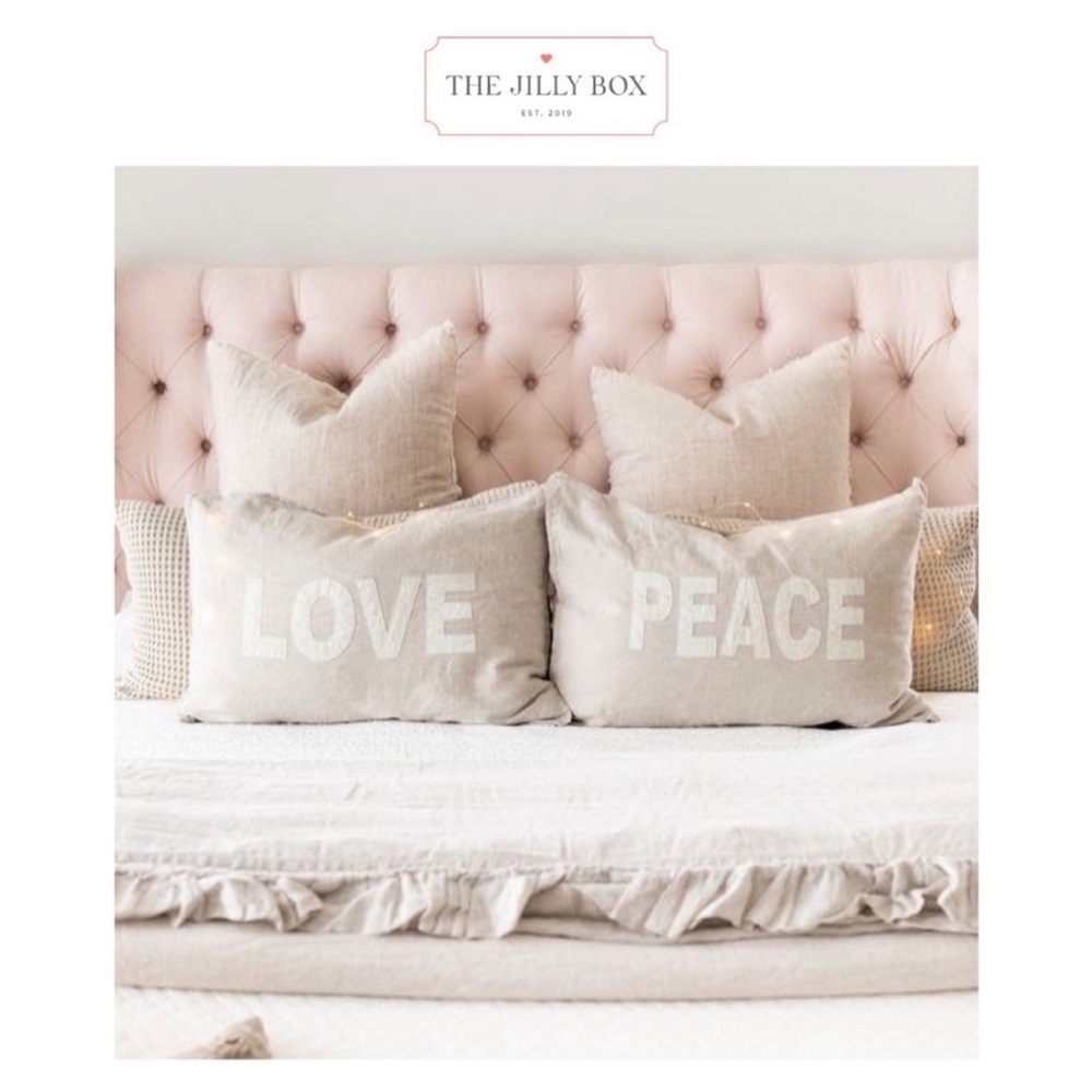 POM POM AT HOME - Jilly Box - Peace and Love Pillow Sham Set